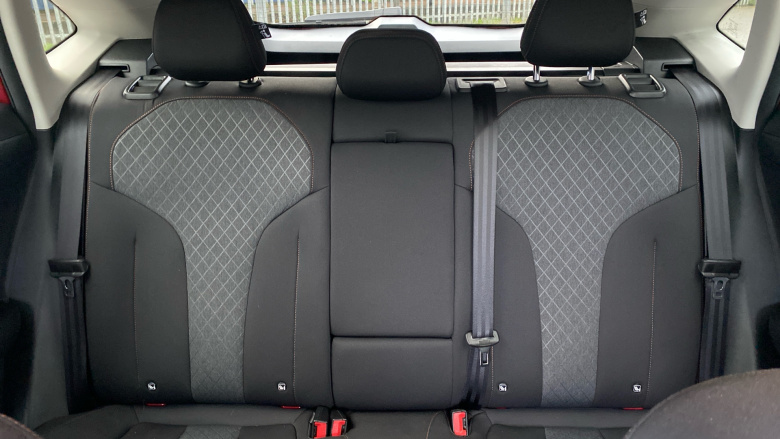 MG HS 1.5 T-GDI SE 5dr DCT Petrol Hatchback